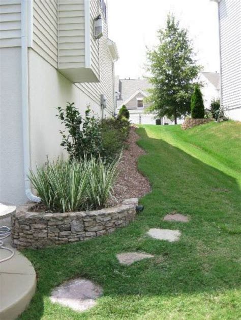 10 Astonishing Side House Landscaping Ideas With Rocks In 2020