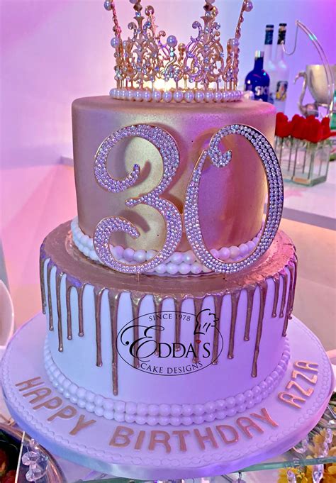 Update More Than 84 Queen Birthday Cake Indaotaonec
