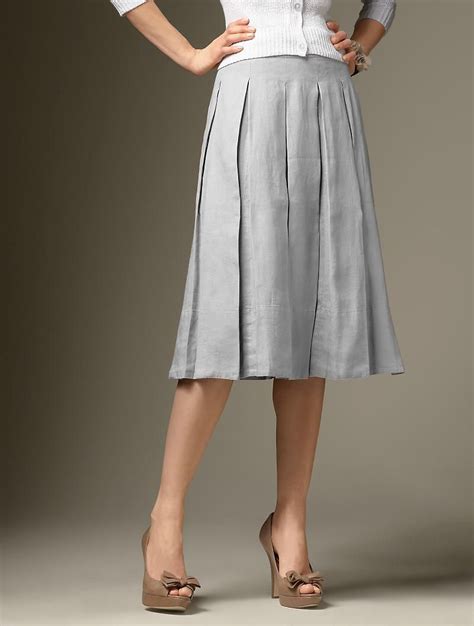 Im A Sucker For Tucked Skirts And I Love That This Is Linen Grey