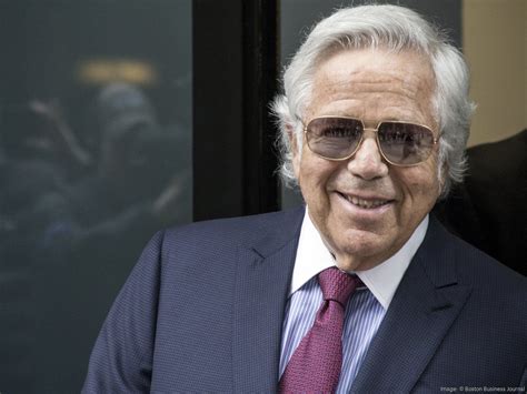 Patriots Owner Robert Kraft Charged In Florida Prostitution Investigation The New York Times