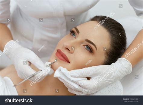 Beauty Woman On Mechanical Facial Cleansing Stock Photo 1182525100