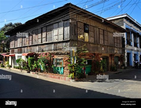 Bahay Na Bato Hi Res Stock Photography And Images Alamy