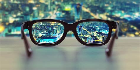 Through The Looking Glasses Eyeglasses In 2020 Art Of Optiks