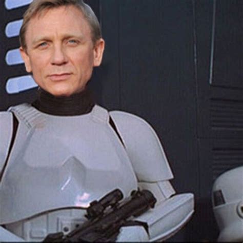 You Can Now Watch Daniel Craigs Star Wars The Force Awakens Cameo
