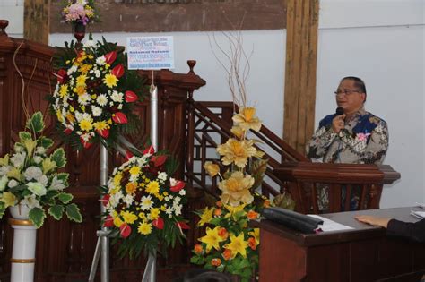 Sekkot Tomohon Hadiri Pisah Sambut Pendeta Di Woloan Dan Peneguhan