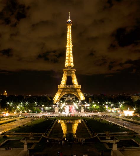 Eiffel Tower Now Greener Than Ever Cleantechnica