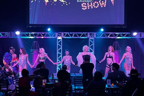 The Red Velvet Burlesque Show Makes A Grand Entrance In Las Vegas The