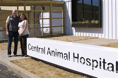 Cosas que hacer cerca de towne square mall. Central Animal Hospital sits, stays and grows in Midtown