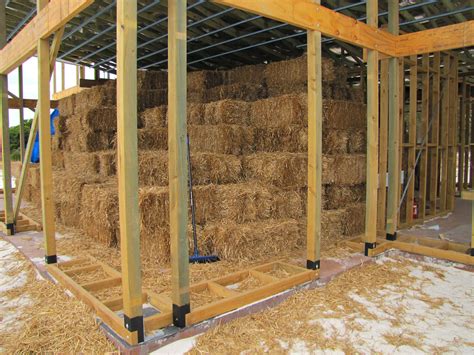 Straw Bales In Living Area Strawbale House Build In Redm Flickr