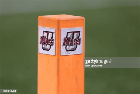 Umass Football Photos And Premium High Res Pictures Getty Images