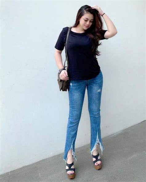 Celine evangelista pictures and photos. Profil dan Biodata Celine Evangelista Plus Foto Lengkap