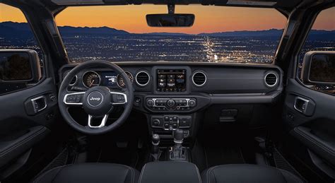 2019 Jeep Wrangler Interior Features And Space Jeep Council Bluffs