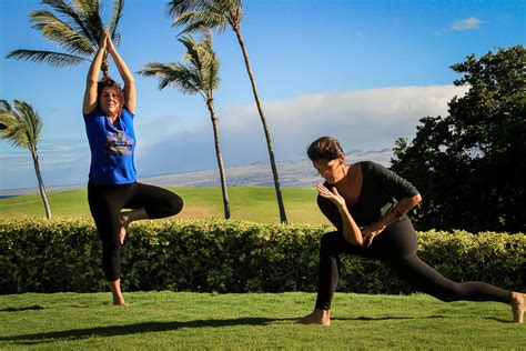 yoga in hawaii resort style