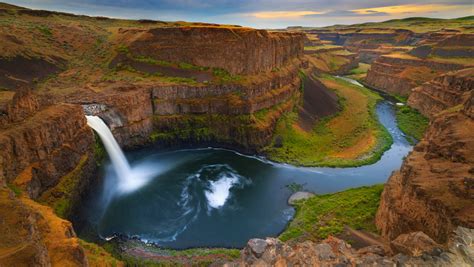 11 Breathtakingly Beautiful Waterfalls In The Us