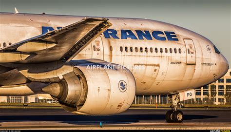 F Gspq Air France Boeing 777 200er At Toronto Pearson Intl On
