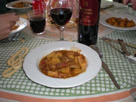 1,724 likes · 1 talking about this. elrincondeatalaya3: Costillas de cerdo con patatas.