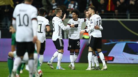 Die restlichen spielpaarungen und anstoßzeiten wurden nach der auslosung der endrunde am 30. Playoffs und Auslosung: FAQ zur EURO 2020 :: DFB ...