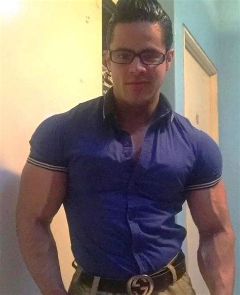 Bodybuilders Wearing Glasses Street Outfit Street Clothes Wearing