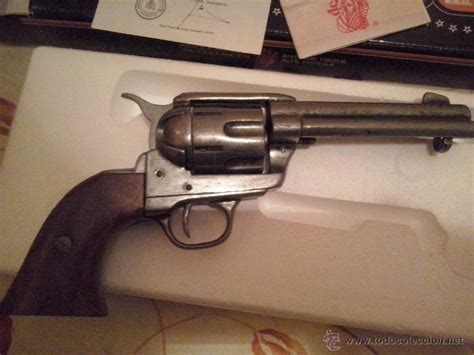 Revólver Colt 45 Peacemaker Samuel Colt 188 Comprar Réplicas De