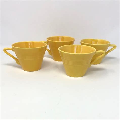 Pin By Lana Yasin On Yellow Cups Yellow Coffee Cups Yellow Cups