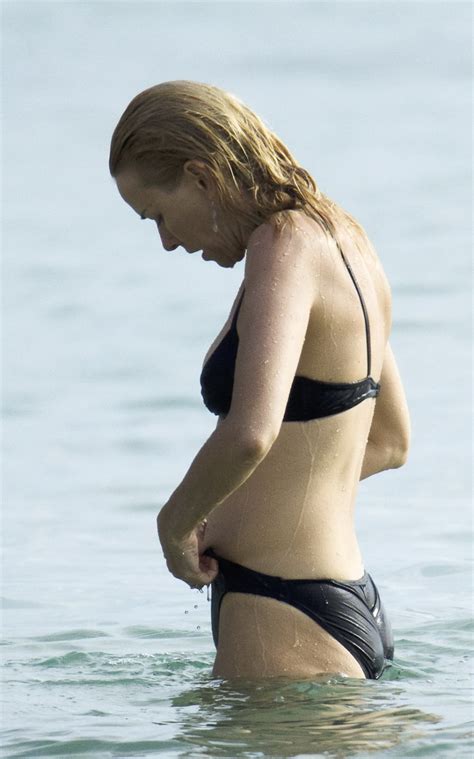 naomi watts showing her body in black bikini at the beach in barbados porn pictures xxx photos