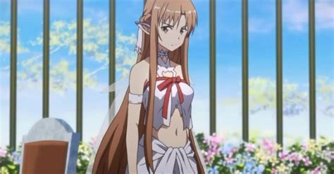 Sword Art Online Asuna Returns To Titania In A 10 And Praise Cosplay