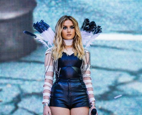 Little Mix S Perrie Edwards Stuns With Her Stb Oufit Summertime Ball 2014 The Capital