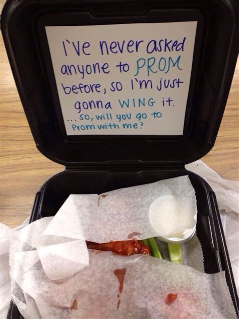 ask her to prom like this asking to prom cute prom proposals prom proposal
