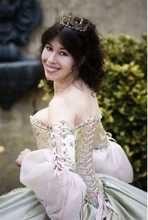 About Elnara Niall Artisan Behind Medieval Bridal Fashions Wedding Dresses Cinderella