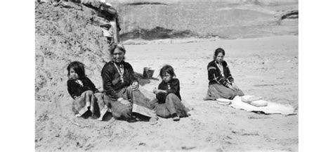 Navajo Indians History To Go