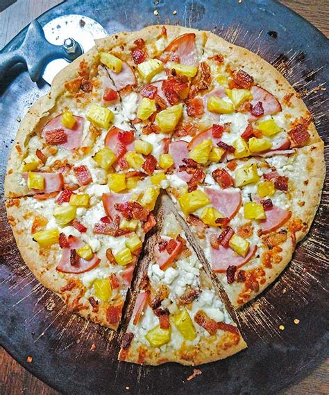 Hawaiian Pizza Recipe With Pineapple And Ham On The Go Bites