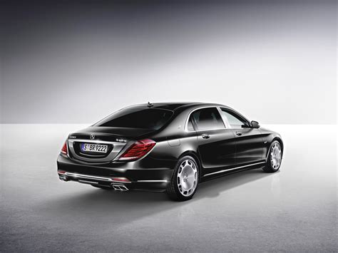 Mercedes Maybach S550 4matic Roll Out With Minor Updates Before 2017