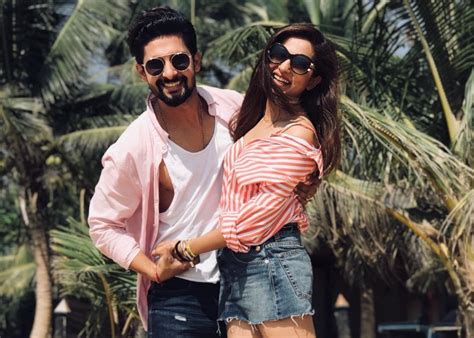 Tv Actor Ravi Dubey Posts Adorable Message For Wife Sargun Mehta Calls Himself Her ‘fan’ See