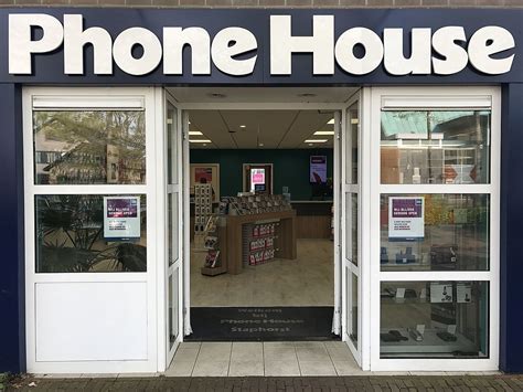 Phone house ofrece desde 1997 la más amplia gama en telefonía móvil: The Phone House - Wikipedia