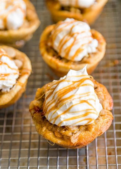 Using a premade crust makes it a lot easier and quicker but if i have the. Apple Pie Cupcakes with pre-made pillsbury cinnamon roll crust | Apple pie cupcakes, Cinnamon ...