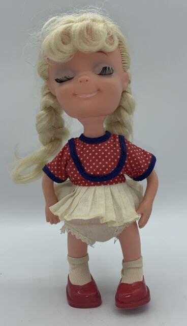 Vintage Uneeda Doll Little Miss Sophisticate Rosanna 8” Doll 1967