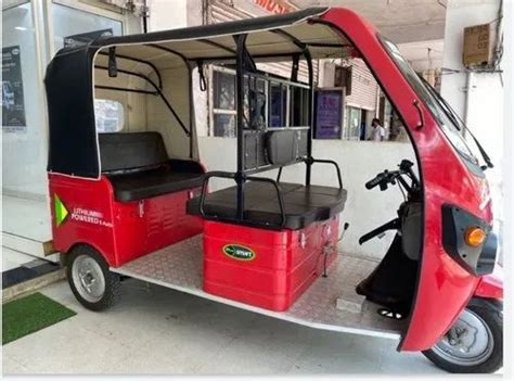 Kinetic Safar Smart Electric Passenger Savari Auto At Rs 210000 Piece