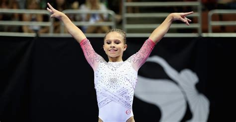 anaheim calif ap — ragan smith embraced the role of heavy favorite coming into the u s