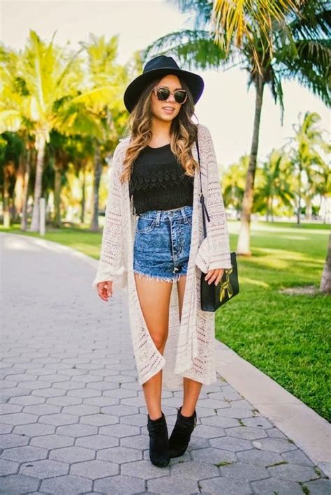 18 Amazing Boho- Chic Style Inspirations and Outfit Ideas