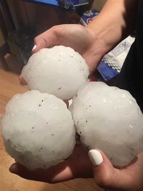 Nick peters of the mn weather facebook page came. Hail larger than baseballs hits Nisswa, Minnesota ...