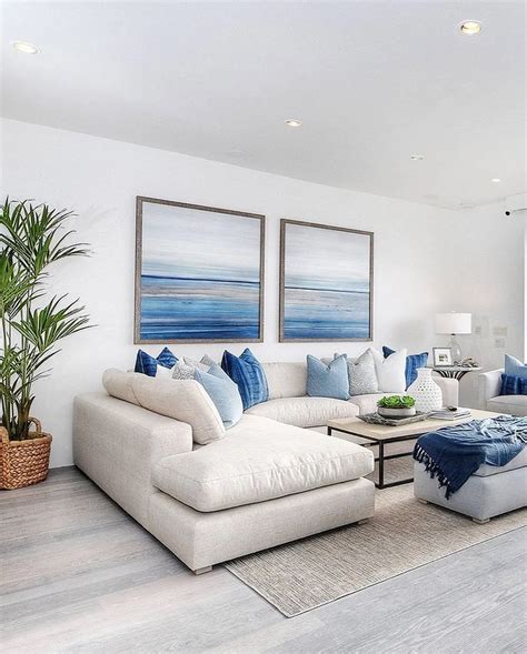 Coastal Living Room With Blue Walls 10 Bold Nautical Navy Blue Room