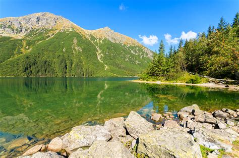 La pologne avec nous, un choix gagnant ! Fonds d'ecran Pologne Montagnes Lac Été Pierres Photographie de paysage Tatra Mountains Arbres ...