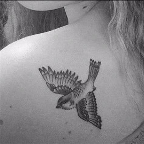 Love Sparrow Tattoos Like This Placement Sparrow Tattoo Beautiful