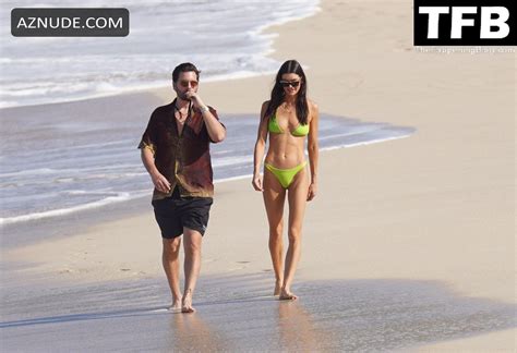 Bella Banos And Scott Disick Walk On The Beach A Trip To St Barts Aznude