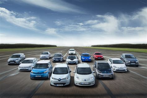 10 Big Name Corporations Launch 100 Electric Vehicle Campaign At