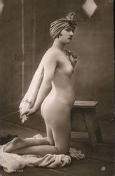 French Nudes Vintage Postcards Images