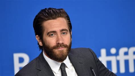 Jake Gyllenhaal Starring In Robert Kirkman Adaptation Oblivion Song