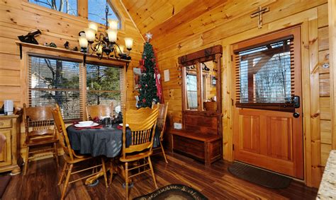 Most of our pigeon forge cabins are only 5 to 10 minutes off the. Lazy Bear Retreat — a Pet-Friendly Cabin in Pigeon Forge, TN