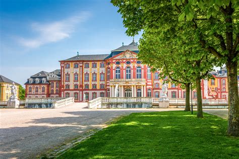 Je sorgfältiger der vermieter auf den erhalt der mietobjekte achtet, desto besser werden die entsprechenden mietwohnungen letztlich aussehen. Einen Bus in Bruchsal und Umgebung mieten I Mit Snapbus