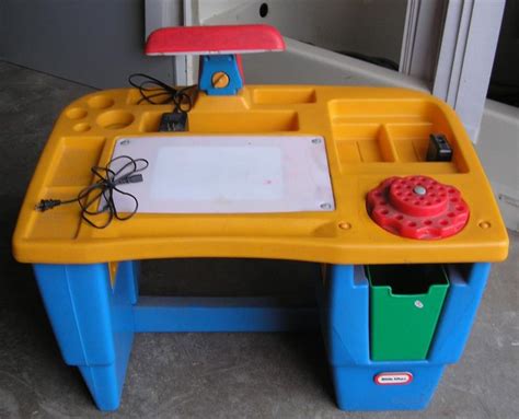 All artwork is the sole property of katelyn harbaugh of little blue desk and is held under copyright (even after purchase and all images are retained by katelyn harbaugh). FIsher Price Little Tikes Lighted Art Desk - Had this one ...